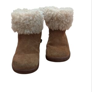 Cozy Brown Kids Boots with Fluffy White Cuffs